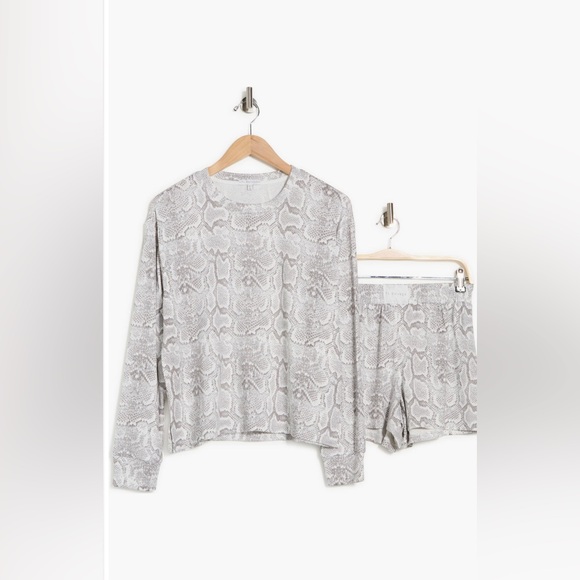 NEW…PJ Salvage Top and Shorts Pajama Set - Picture 3 of 5